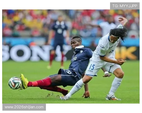 关于足球上一届世界杯决赛的精彩瞬间与赛场内幕全面回顾